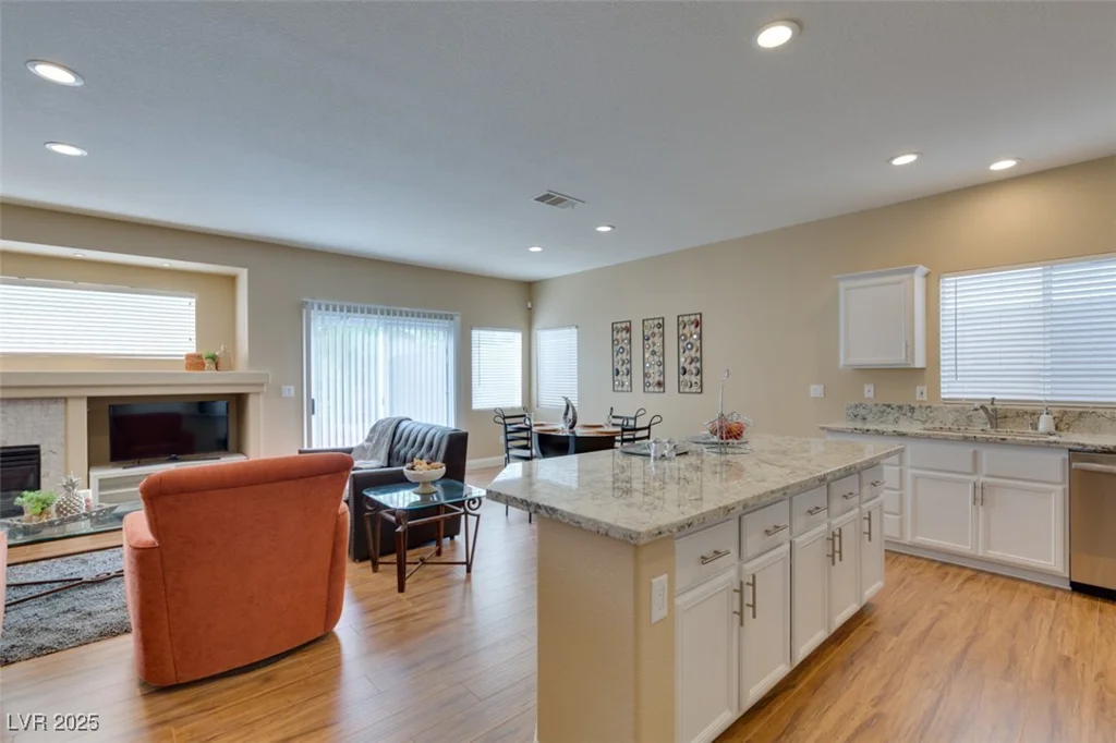 10243 Songsparrow, Las Vegas, NV 89135