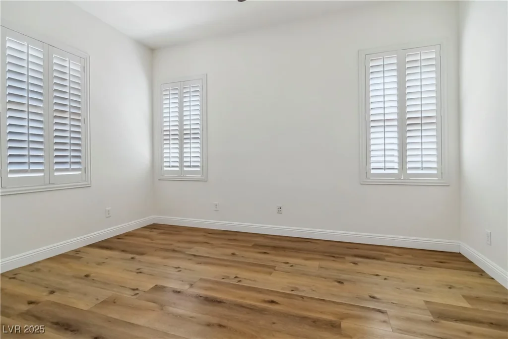 6921 Puetollano, North Las Vegas, NV 89084