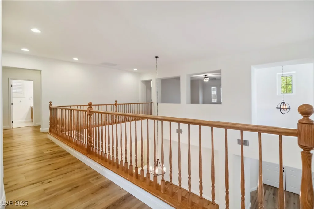 6921 Puetollano, North Las Vegas, NV 89084