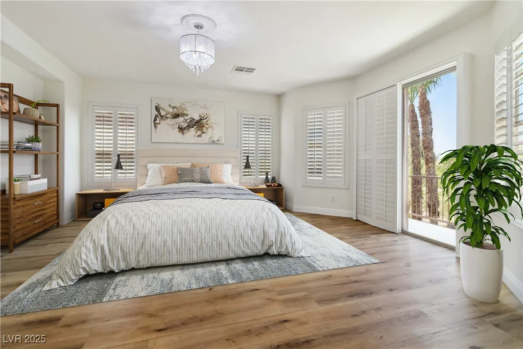 6921 Puetollano, North Las Vegas, NV 89084