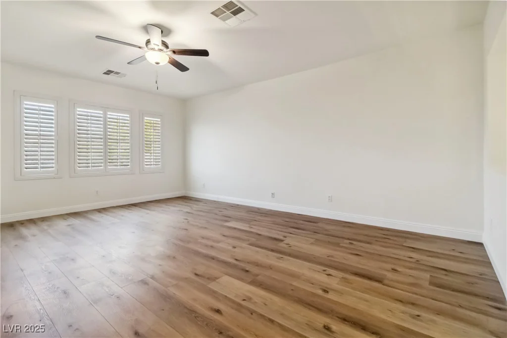 6921 Puetollano, North Las Vegas, NV 89084