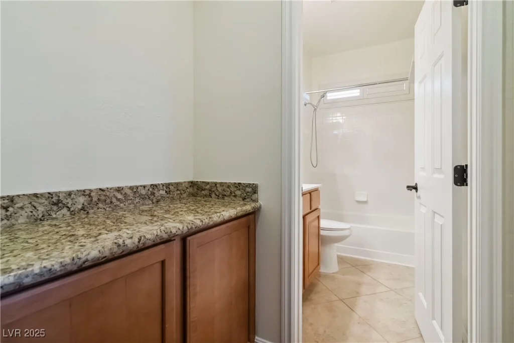 6921 Puetollano, North Las Vegas, NV 89084