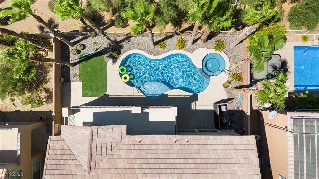 6921 Puetollano, North Las Vegas, NV 89084