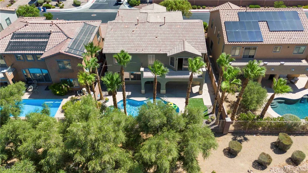 6921 Puetollano, North Las Vegas, NV 89084