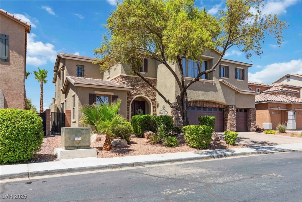 6921 Puetollano, North Las Vegas, NV 89084