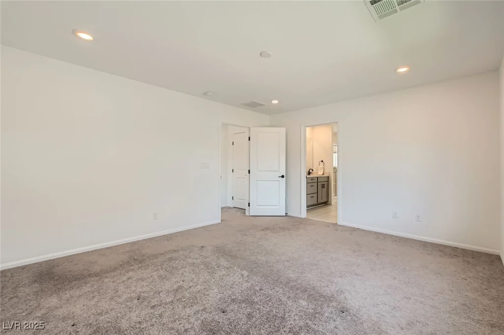 5804 Gossamer Stone, Las Vegas, NV 89141