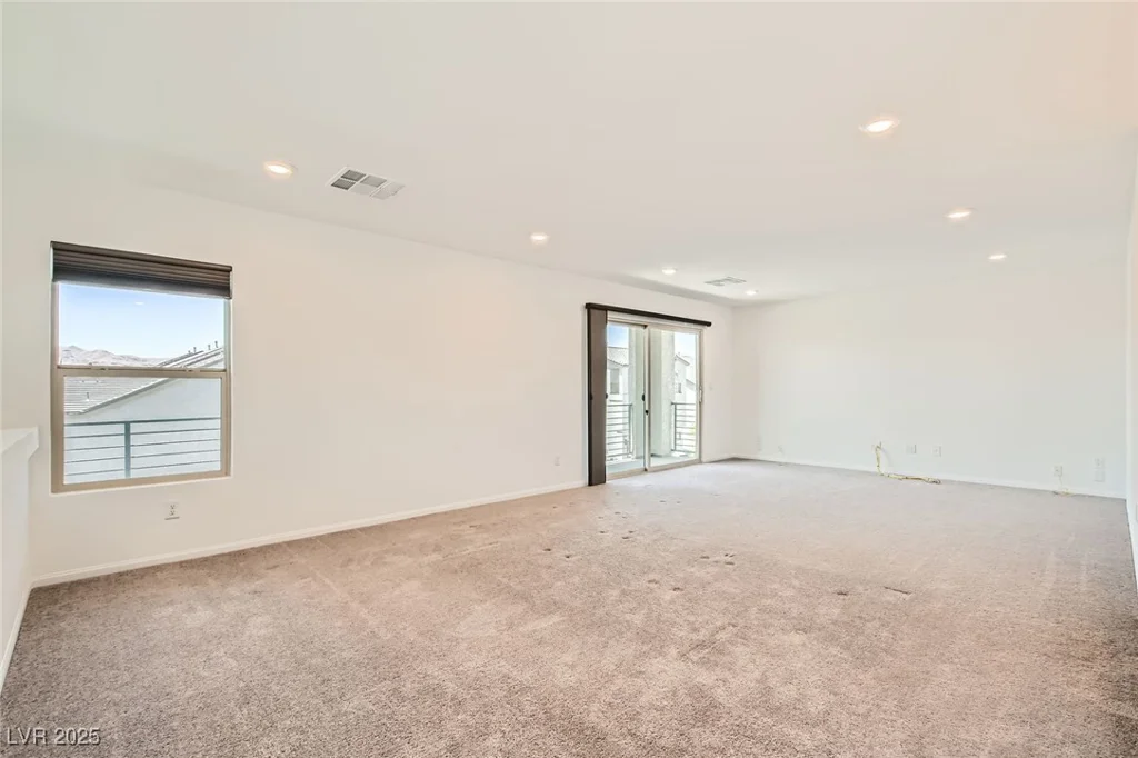 5804 Gossamer Stone, Las Vegas, NV 89141