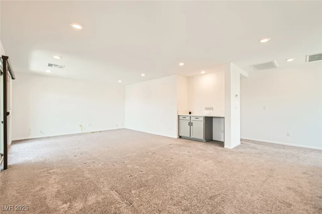 5804 Gossamer Stone, Las Vegas, NV 89141