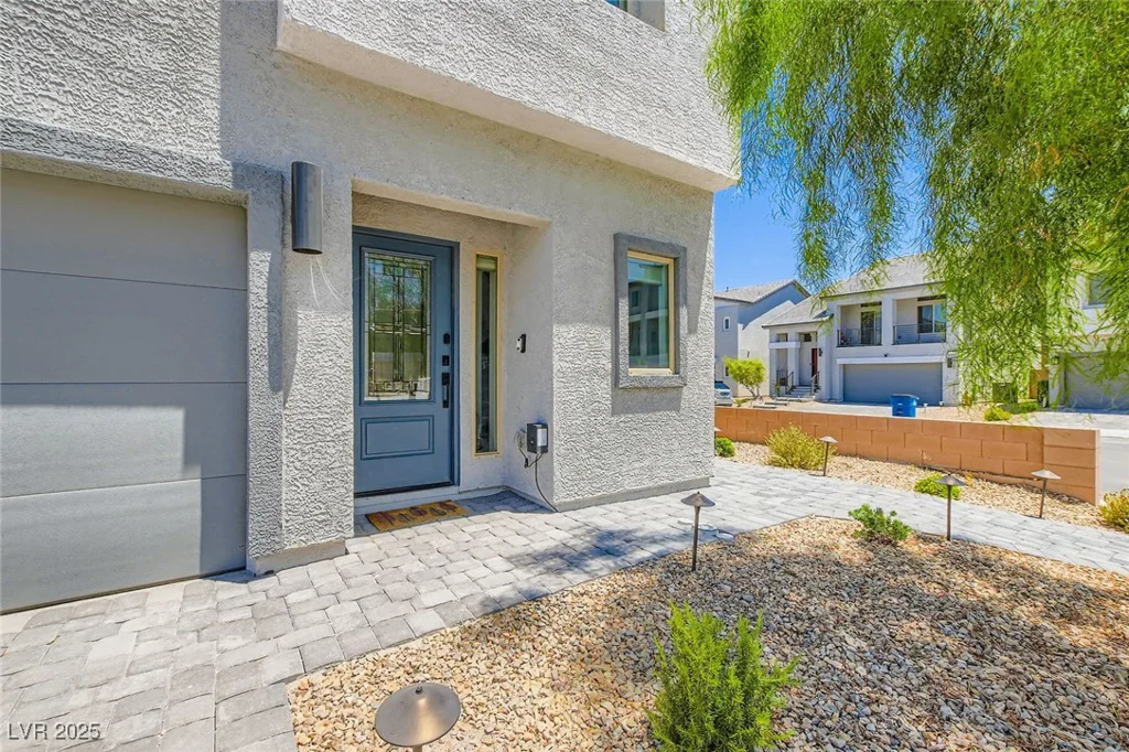 5804 Gossamer Stone, Las Vegas, NV 89141