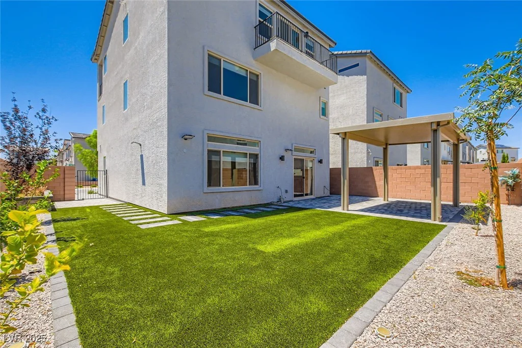 5804 Gossamer Stone, Las Vegas, NV 89141