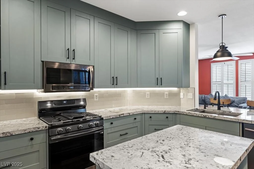 249 Cinnamon Ridge, Henderson, NV 89015