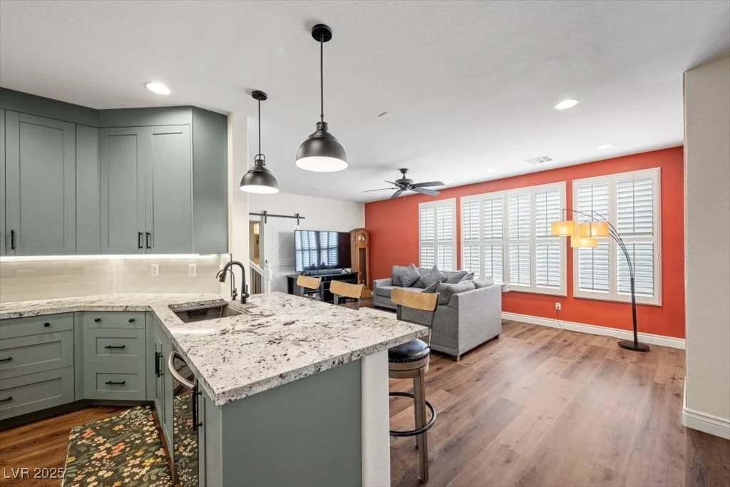 249 Cinnamon Ridge, Henderson, NV 89015