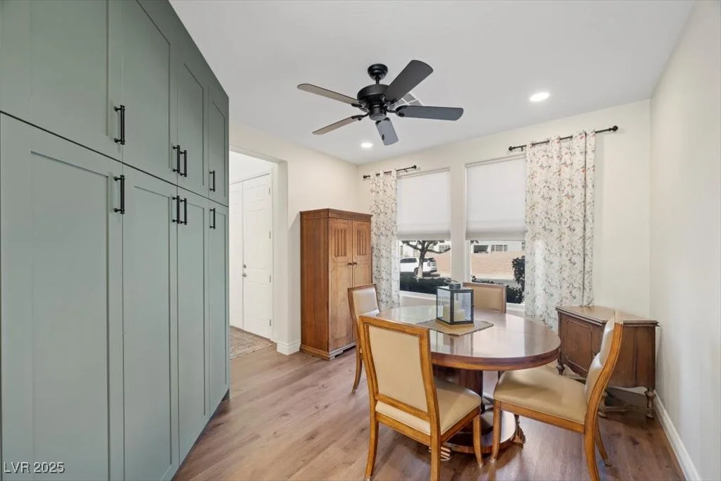 249 Cinnamon Ridge, Henderson, NV 89015