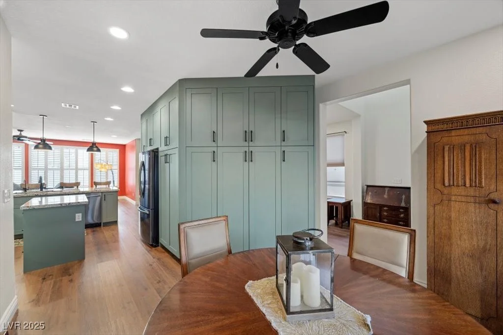 249 Cinnamon Ridge, Henderson, NV 89015