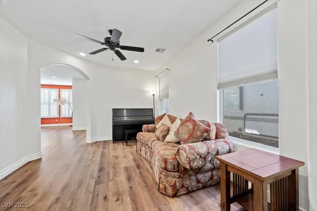 249 Cinnamon Ridge, Henderson, NV 89015