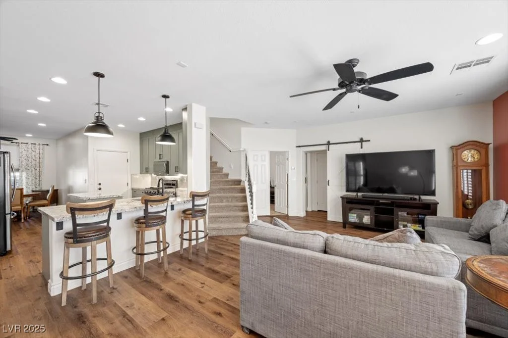 249 Cinnamon Ridge, Henderson, NV 89015