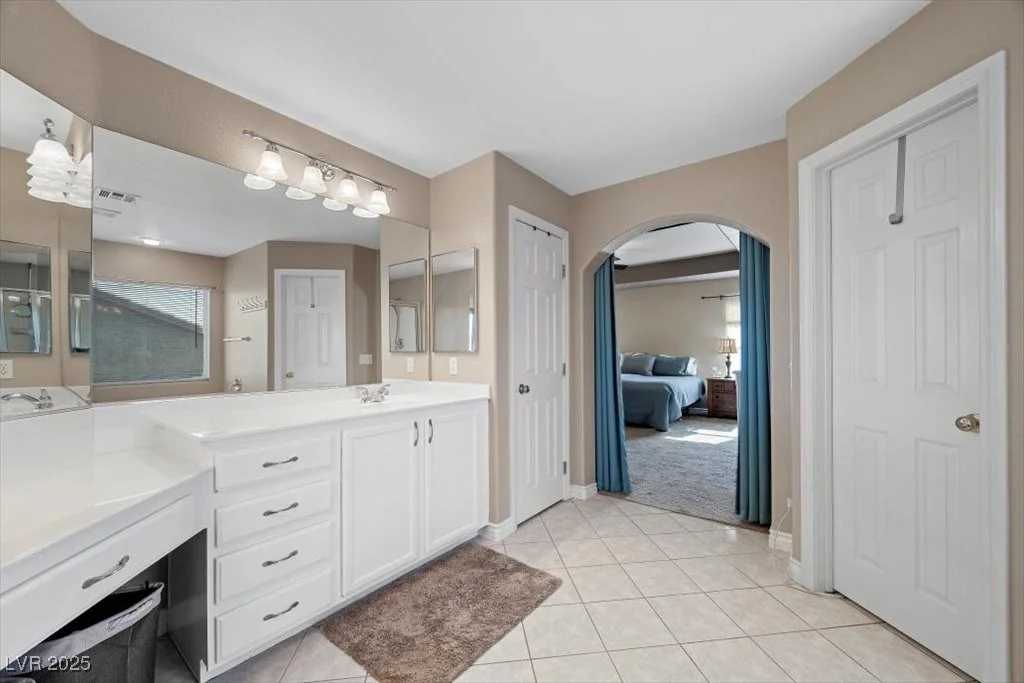 249 Cinnamon Ridge, Henderson, NV 89015