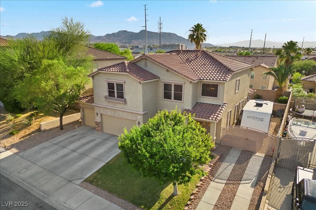 249 Cinnamon Ridge, Henderson, NV 89015