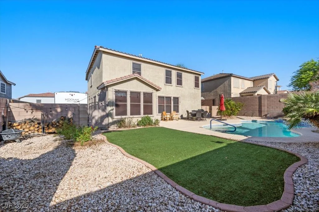 249 Cinnamon Ridge, Henderson, NV 89015
