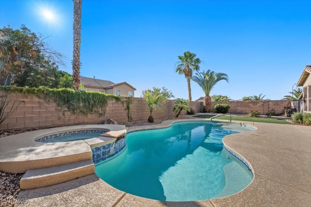 249 Cinnamon Ridge, Henderson, NV 89015