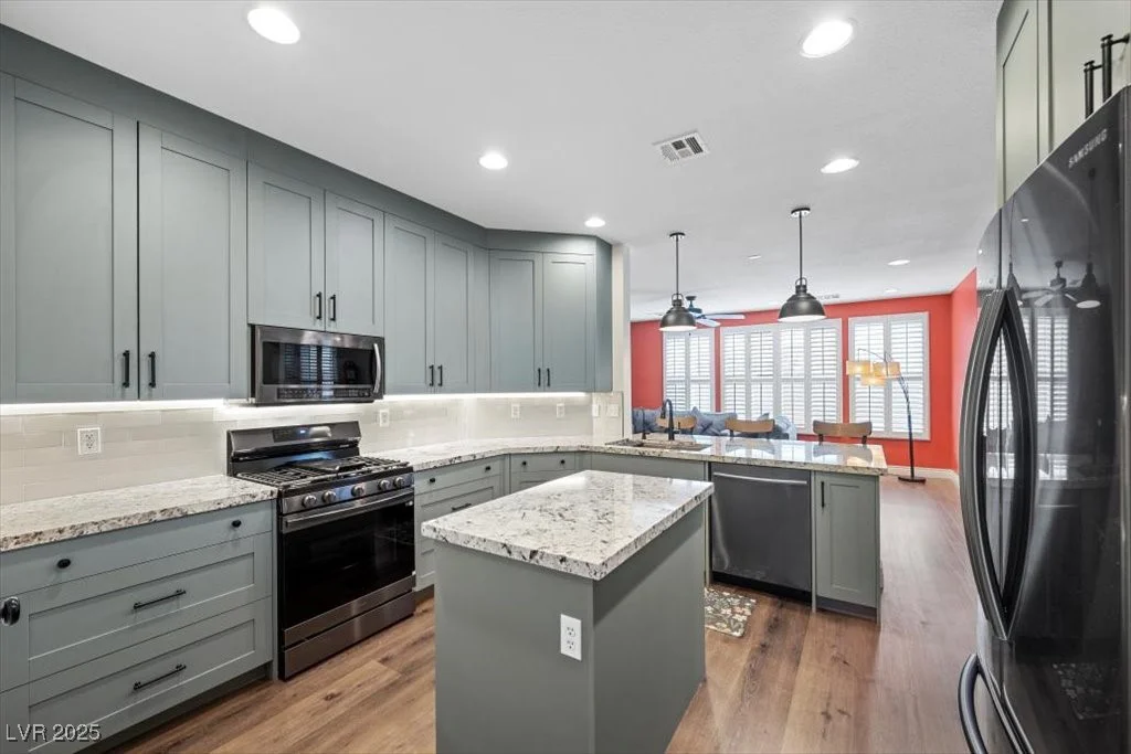 249 Cinnamon Ridge, Henderson, NV 89015