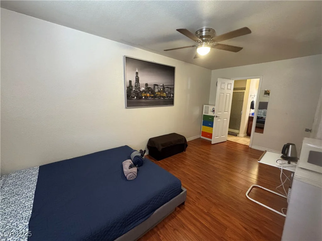 5499 Indian River, Las Vegas, NV 89103