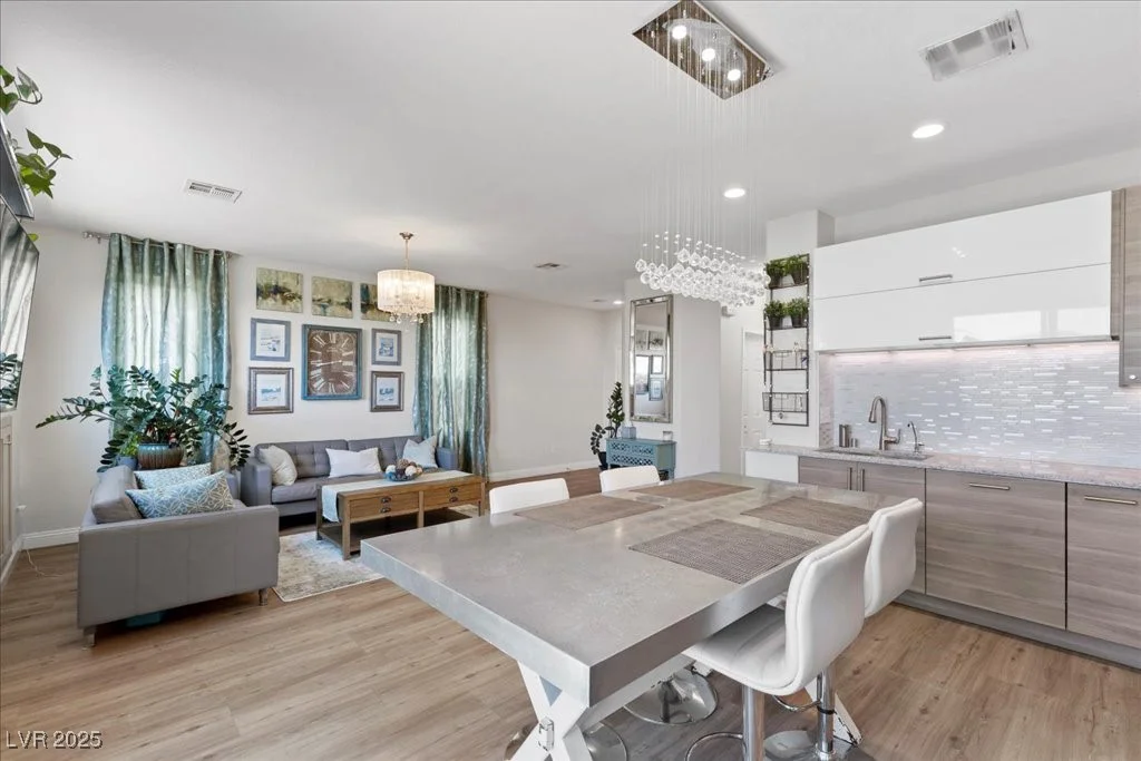 694 Value Ridge, Henderson, NV 89012