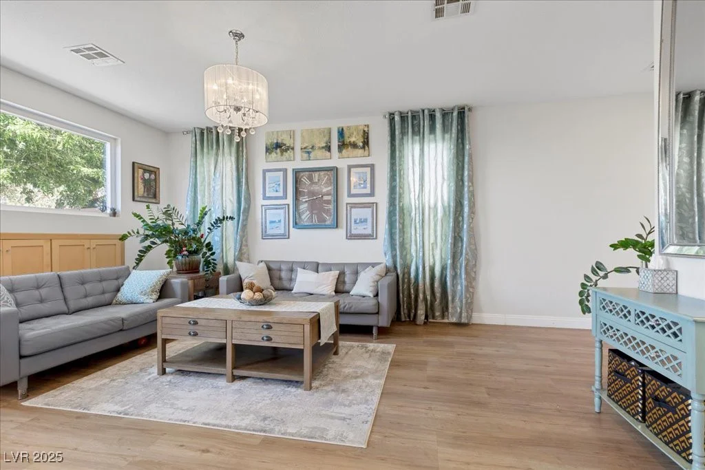 694 Value Ridge, Henderson, NV 89012