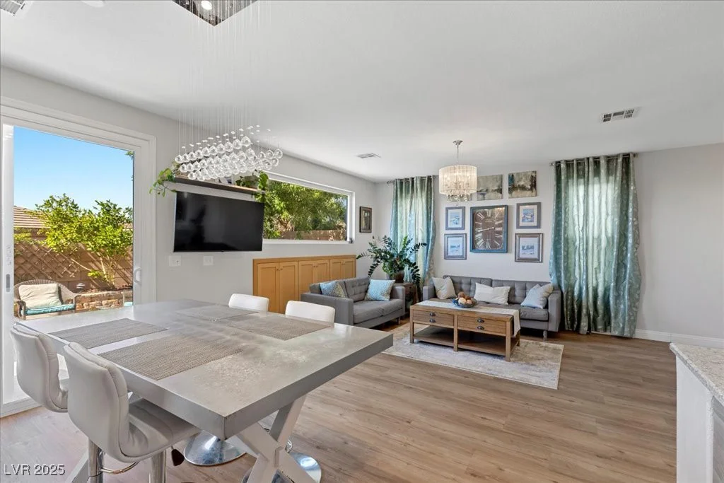 694 Value Ridge, Henderson, NV 89012