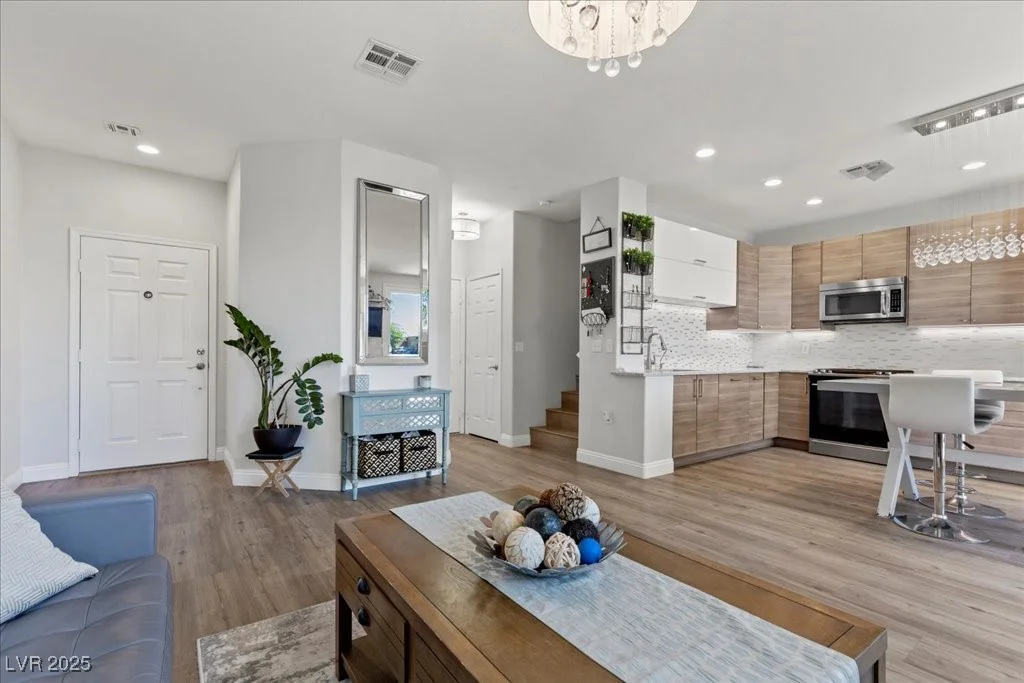 694 Value Ridge, Henderson, NV 89012