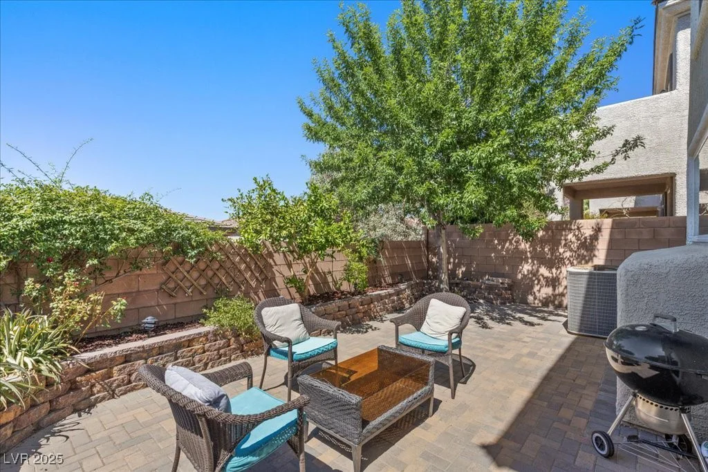694 Value Ridge, Henderson, NV 89012