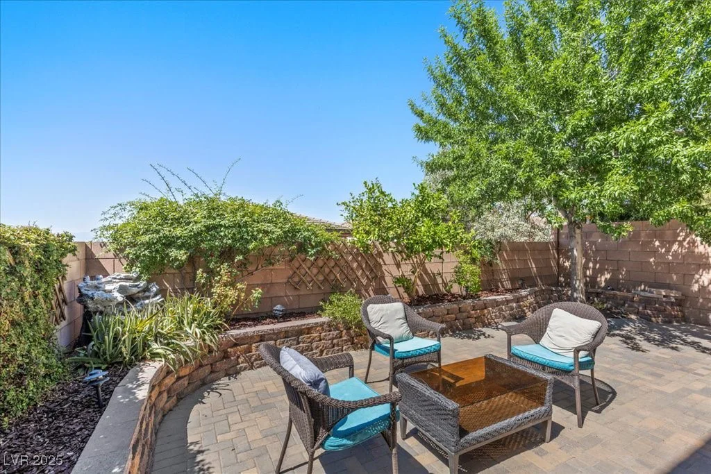 694 Value Ridge, Henderson, NV 89012
