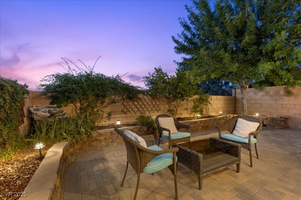 694 Value Ridge, Henderson, NV 89012