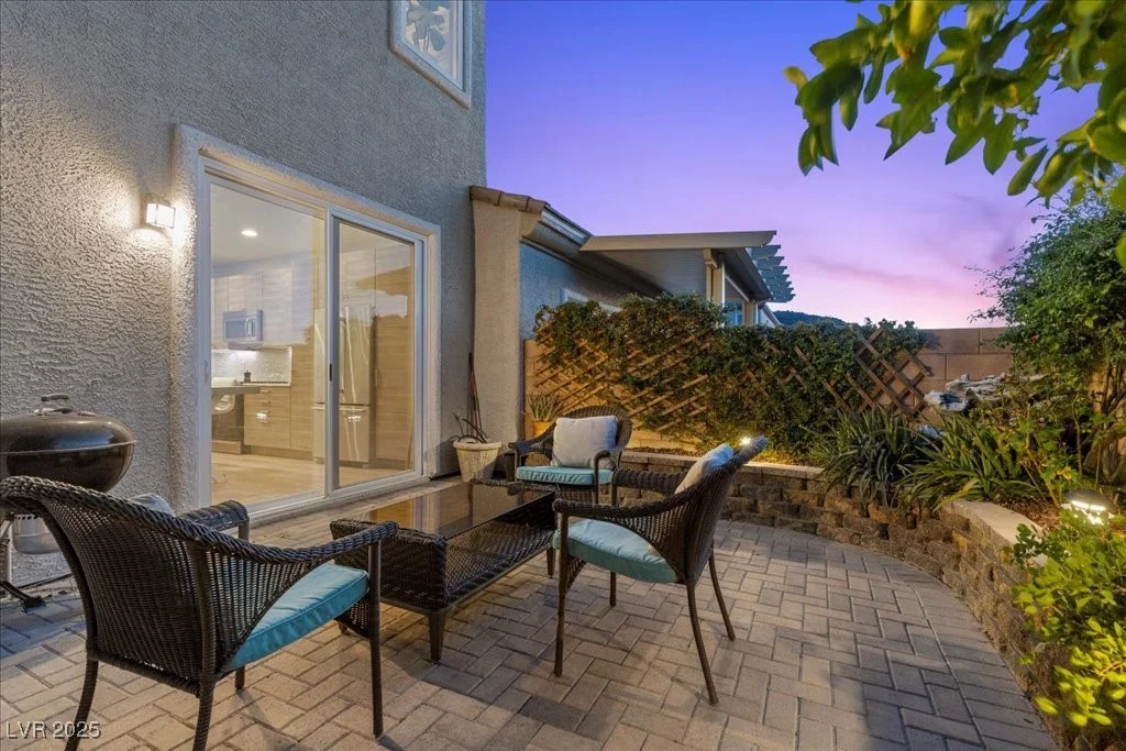 694 Value Ridge, Henderson, NV 89012