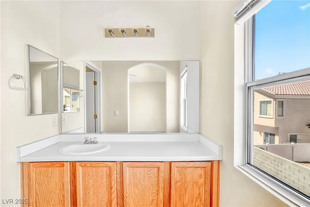 2558 Lazy Saddle, Henderson, NV 89002