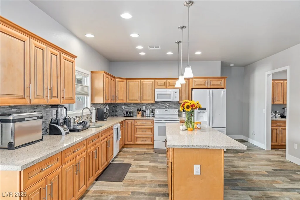 171 Weeping Willow, Pahrump, NV 89048