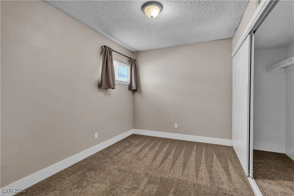 1700 Ferrell, Las Vegas, NV 89106