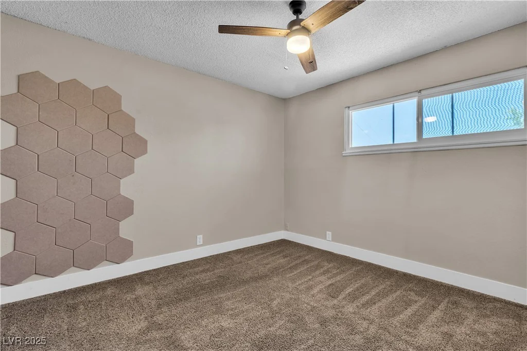 1700 Ferrell, Las Vegas, NV 89106