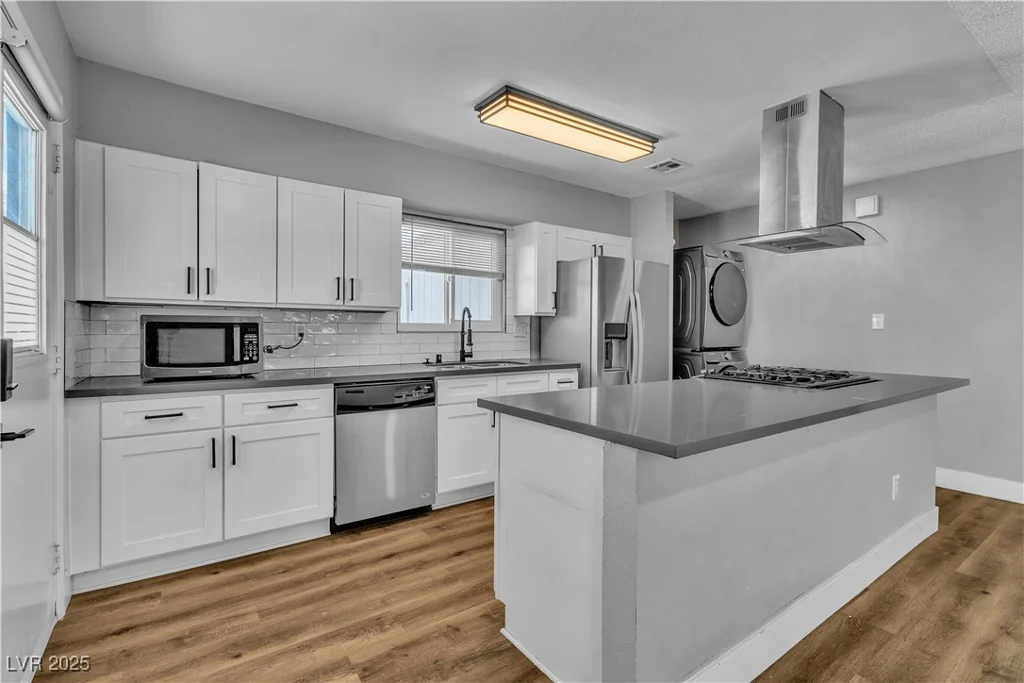 1700 Ferrell, Las Vegas, NV 89106