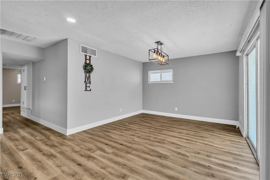 1700 Ferrell, Las Vegas, NV 89106