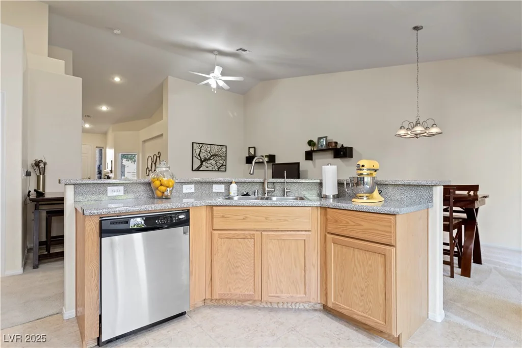 9256 Blue Flax, Las Vegas, NV 89148