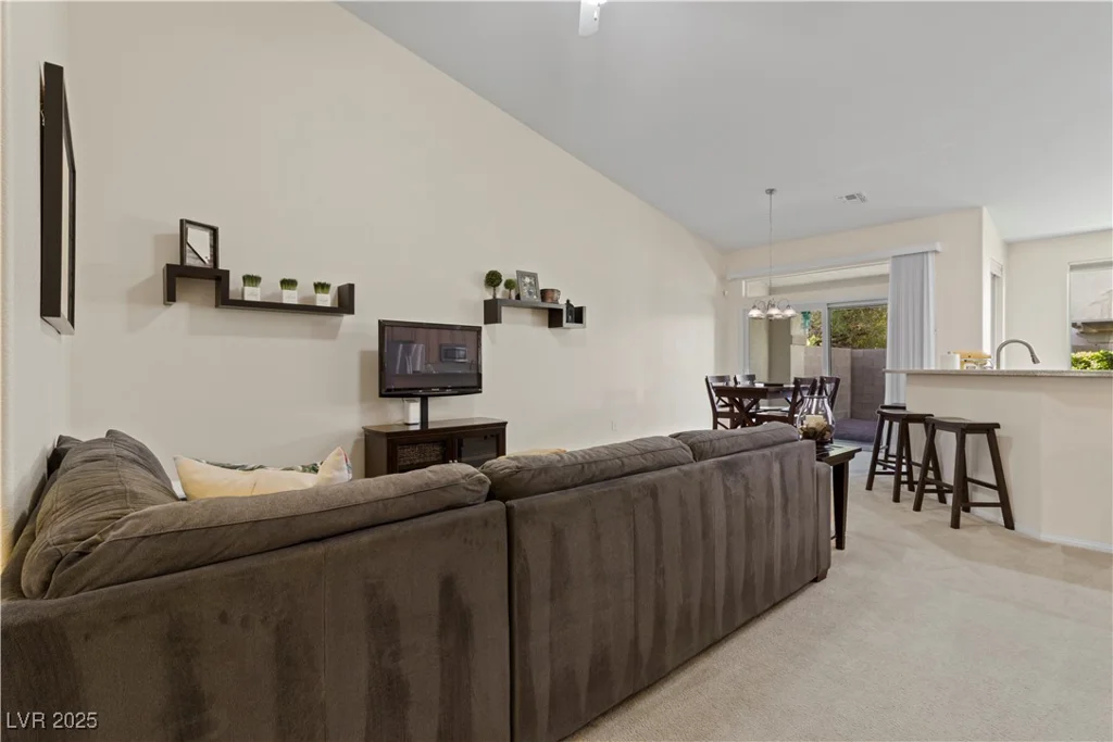 9256 Blue Flax, Las Vegas, NV 89148