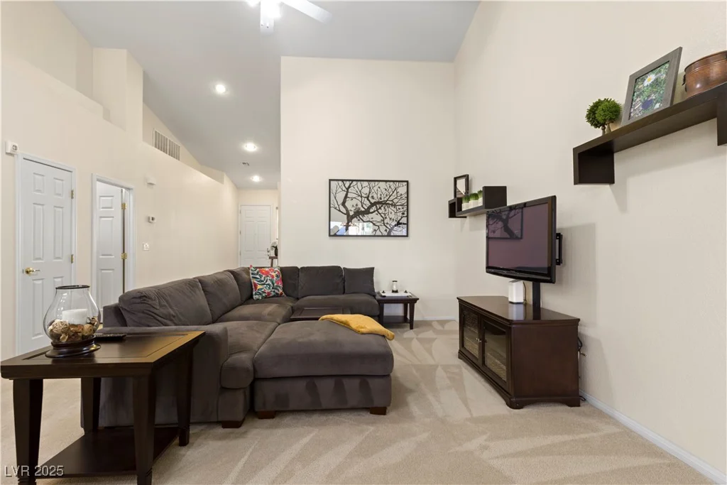 9256 Blue Flax, Las Vegas, NV 89148