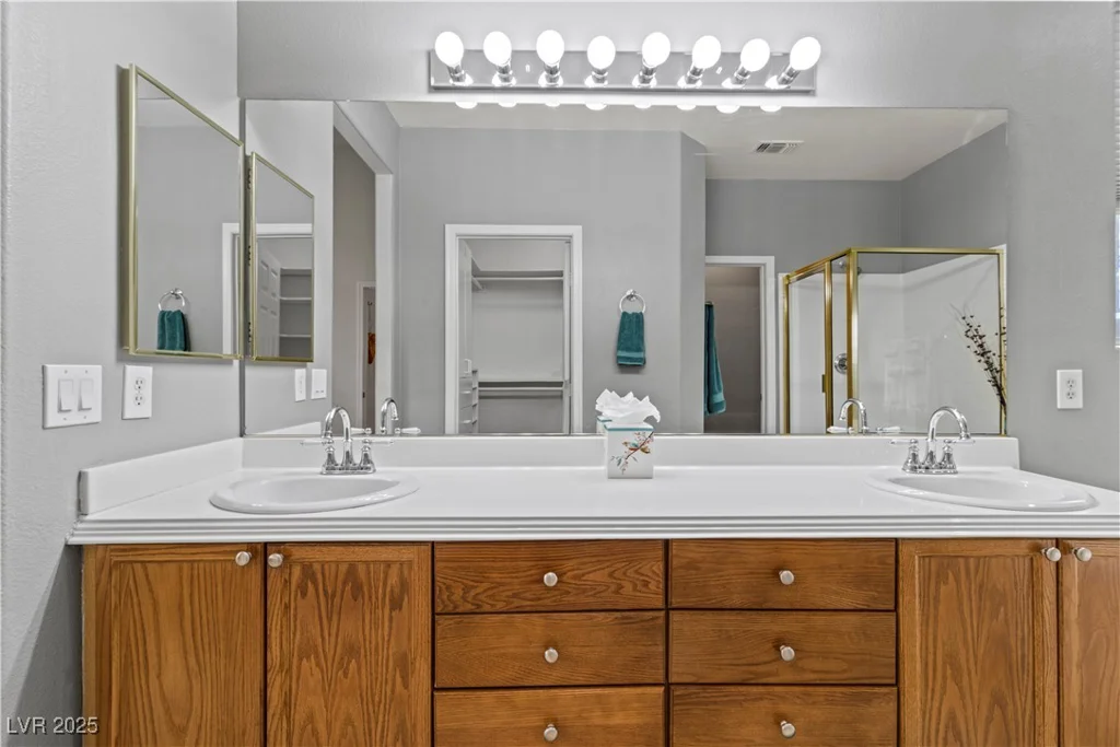 9256 Blue Flax, Las Vegas, NV 89148