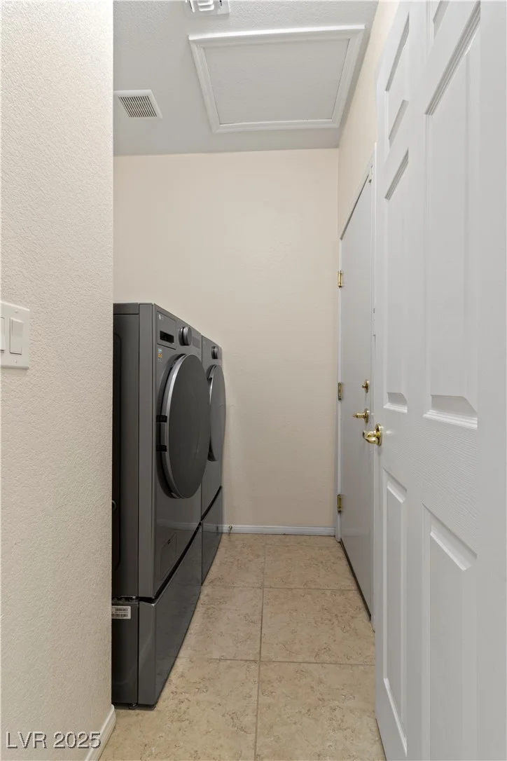 9256 Blue Flax, Las Vegas, NV 89148