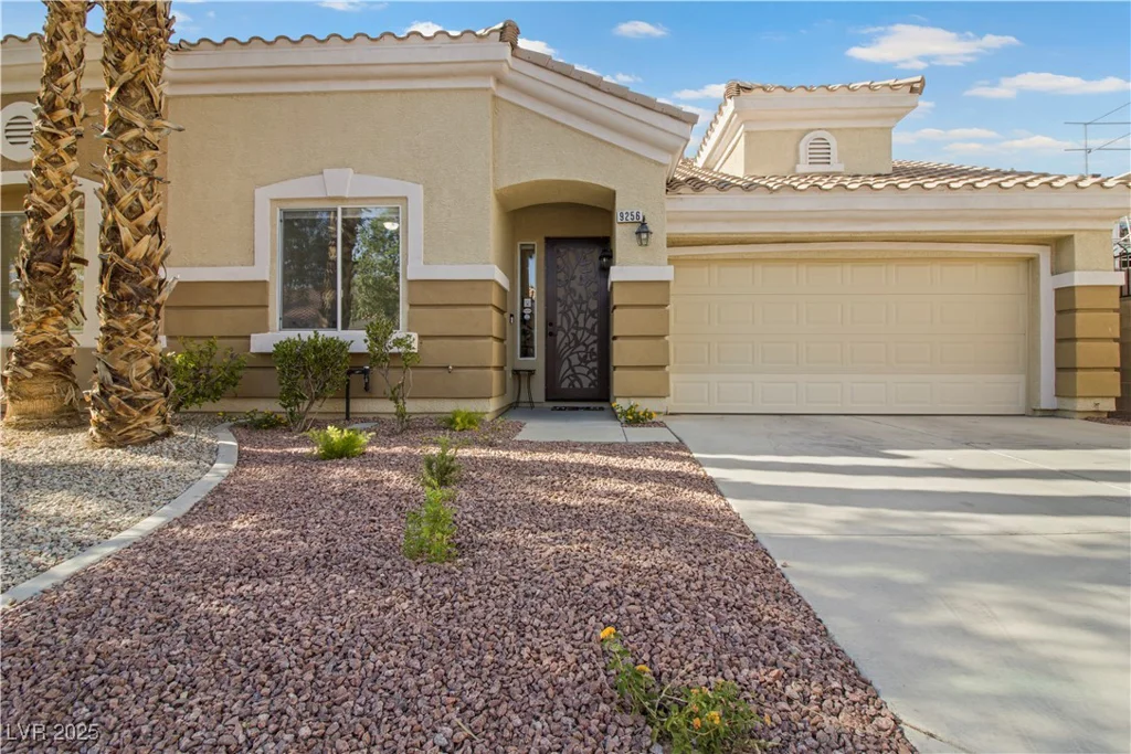 9256 Blue Flax, Las Vegas, NV 89148