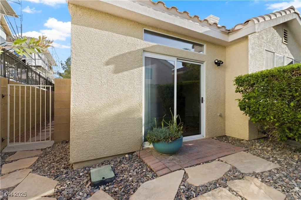 9256 Blue Flax, Las Vegas, NV 89148