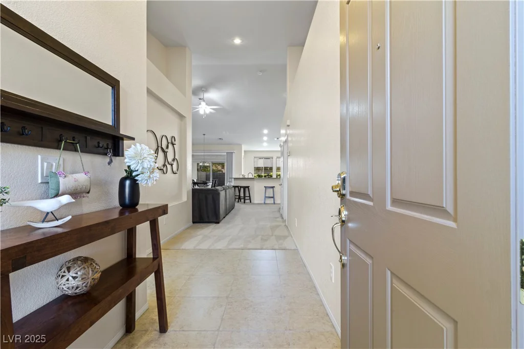 9256 Blue Flax, Las Vegas, NV 89148