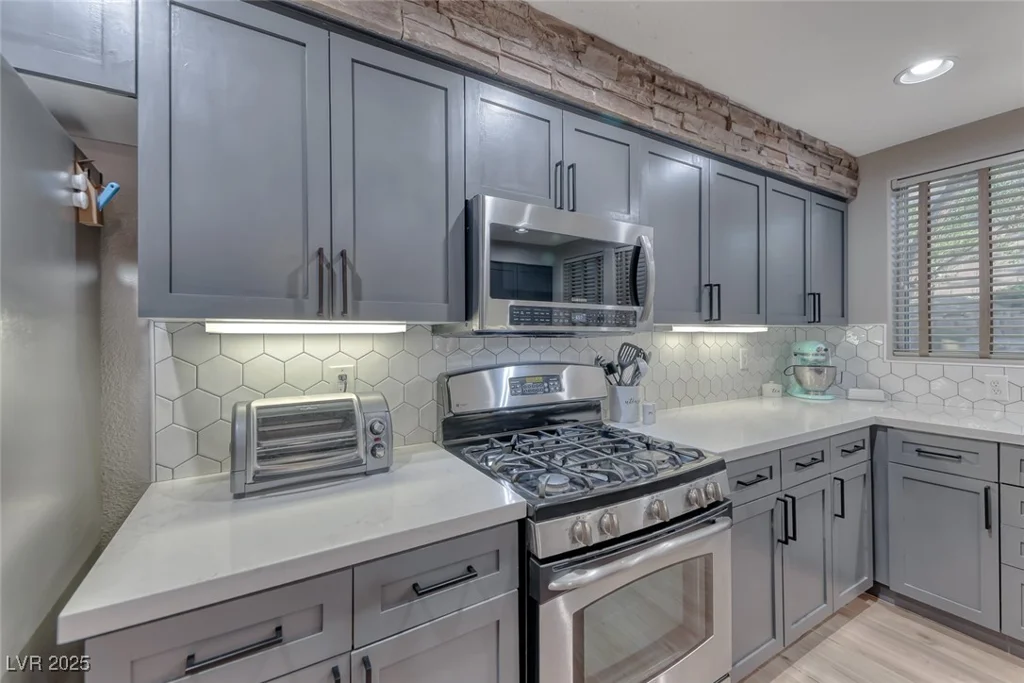 53 Precipice, Henderson, NV 89002