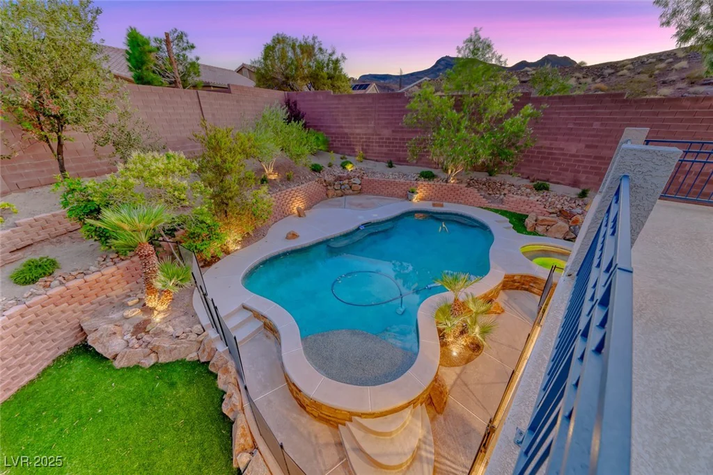 53 Precipice, Henderson, NV 89002